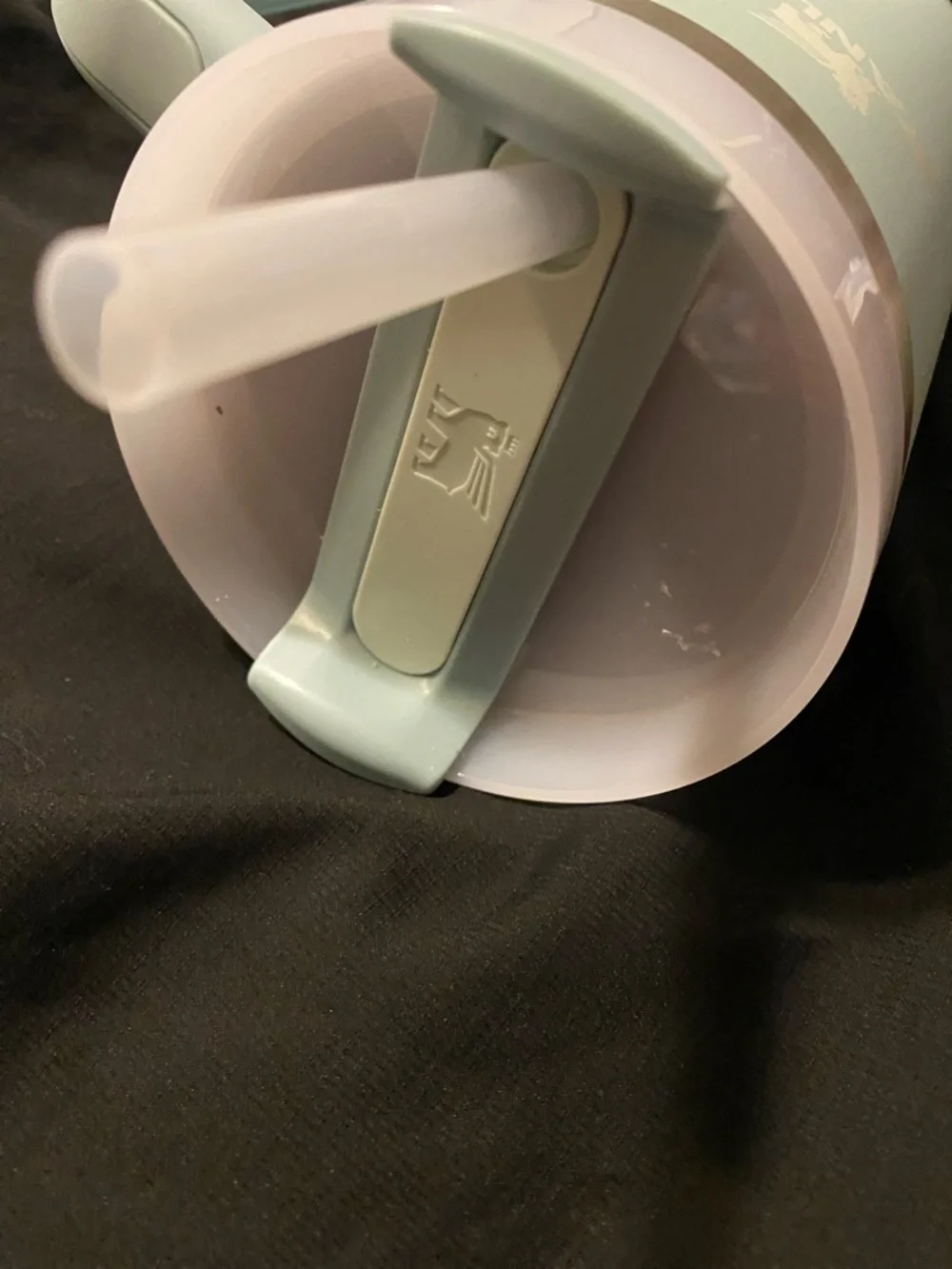 Stanley Seafoam Quencher H2.0 Tumbler with Handle - Picture 3 of 3
